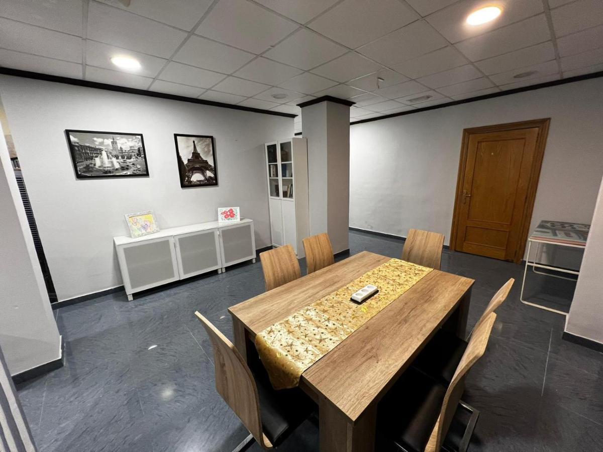Rmn Tourist Home Valencia Bagian luar foto